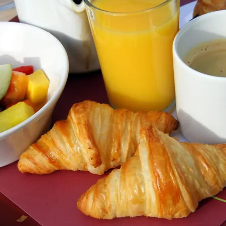 Otel Absolute Republique 2*