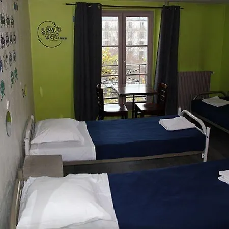 巴黎共和广场绝对酒店 酒店