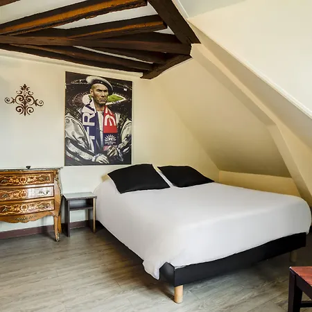 巴黎共和广场绝对酒店 酒店 巴黎