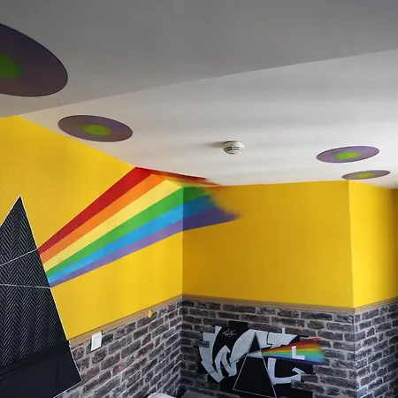 Absolute Republique Otel Paris