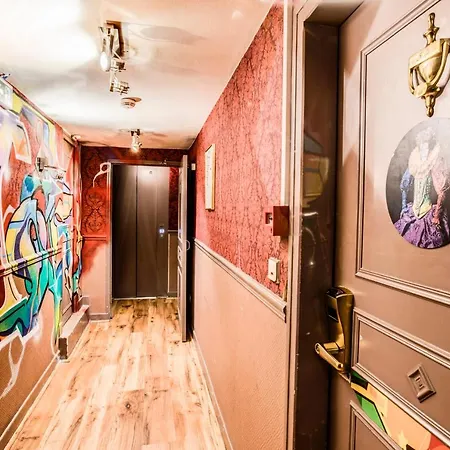 Otel Absolute Republique Paris