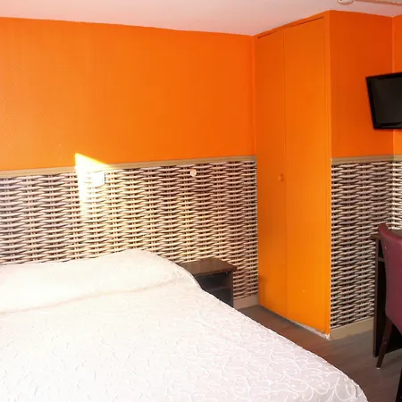 巴黎共和广场绝对酒店 酒店 巴黎