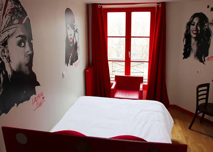 Absolute Republique Hotel