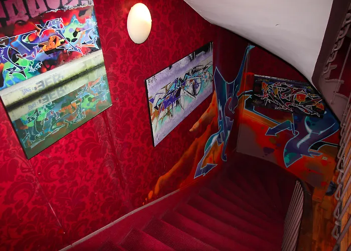 Absolute Republique Párizs