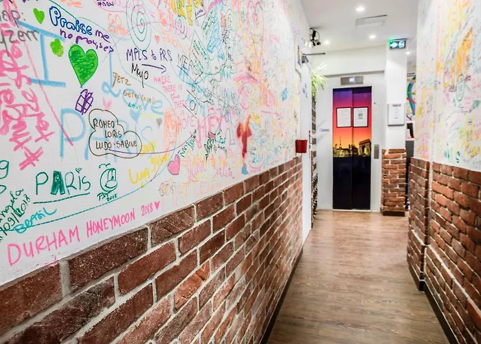 Szálloda Absolute Republique 2*