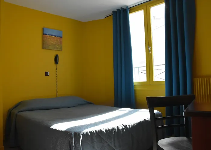 Absolute Republique Párizs