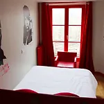 Absolute Republique Hotel