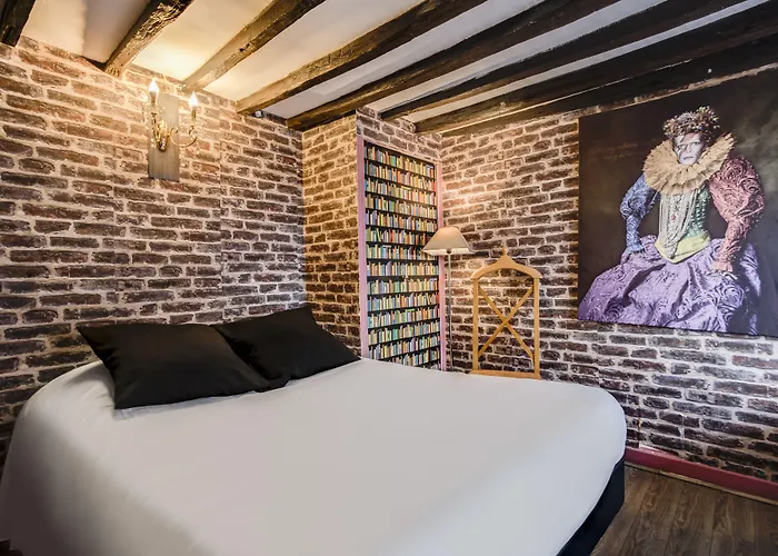 Absolute Republique Paris